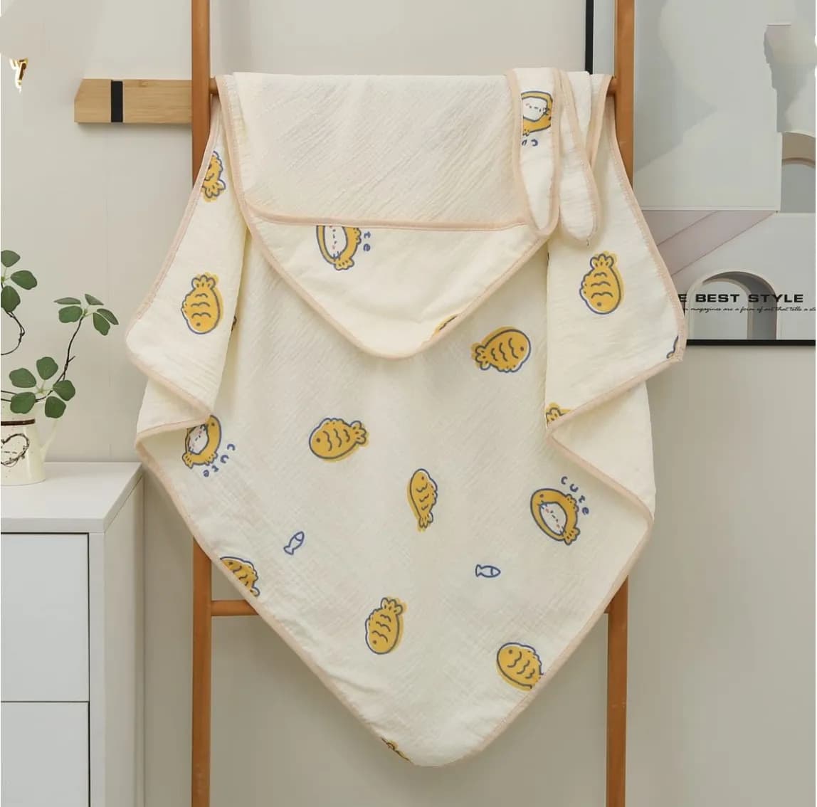 Ivory Muslin Hooded Blanket with Belt 80*80cm 