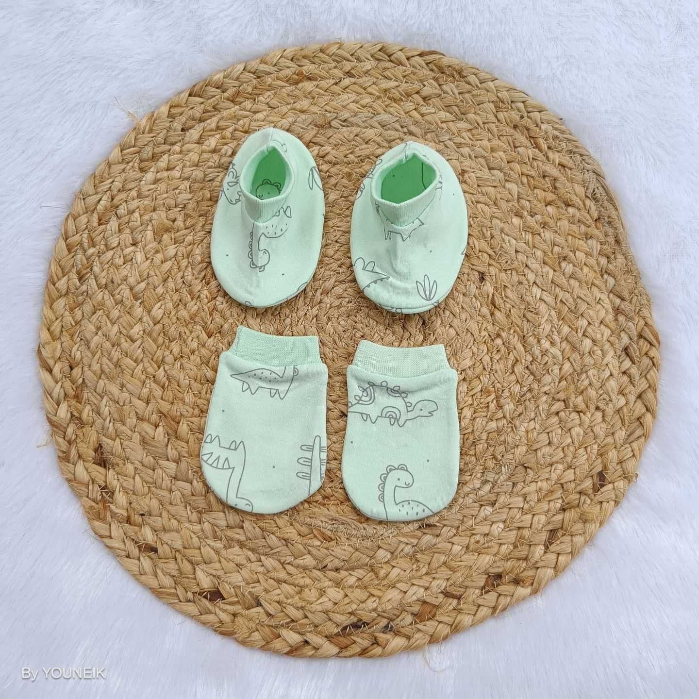 Cotton Mittens Booties 0-3m | Green Dino