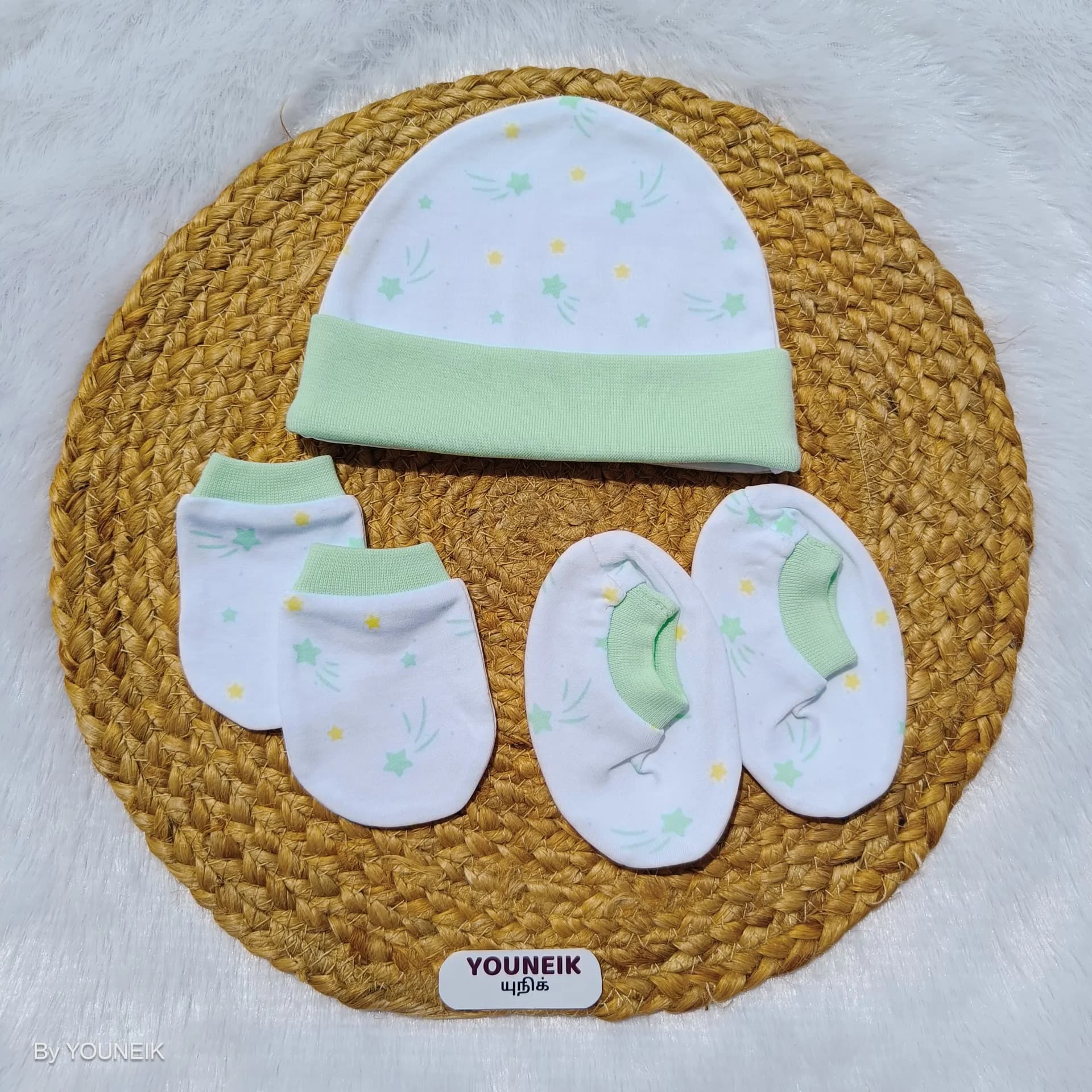 Cotton Cap Mittens Booties 0-3m |  White Green Star