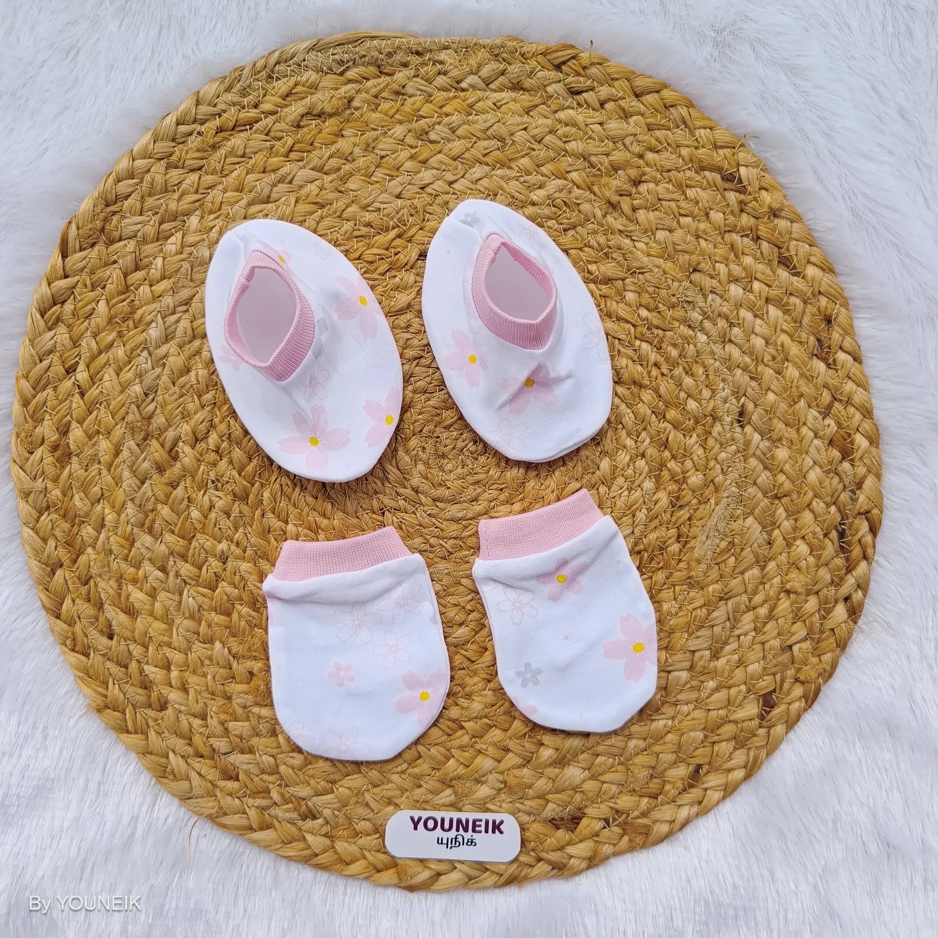 Cotton Mittens Booties 0-3m | Pink White Flower