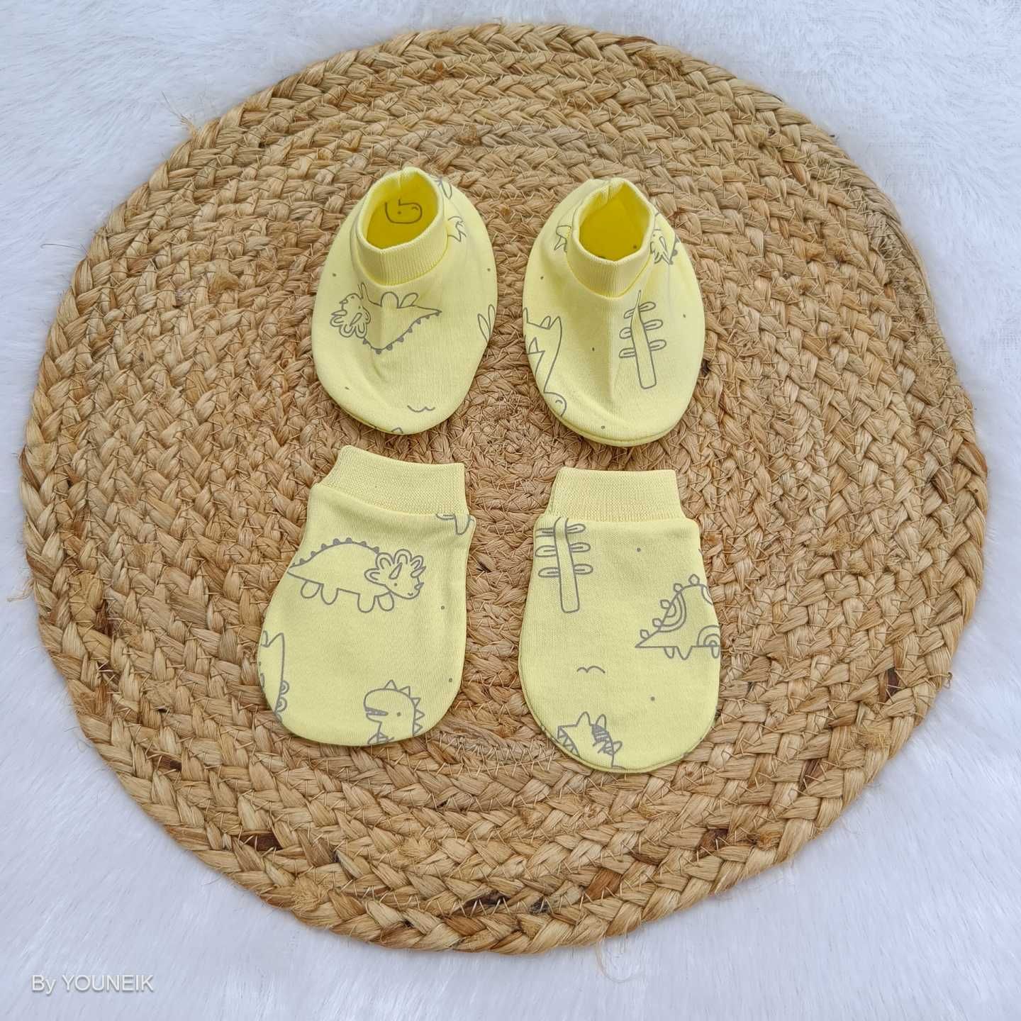 Cotton Mittens Booties 0-3m | Yellow Dino