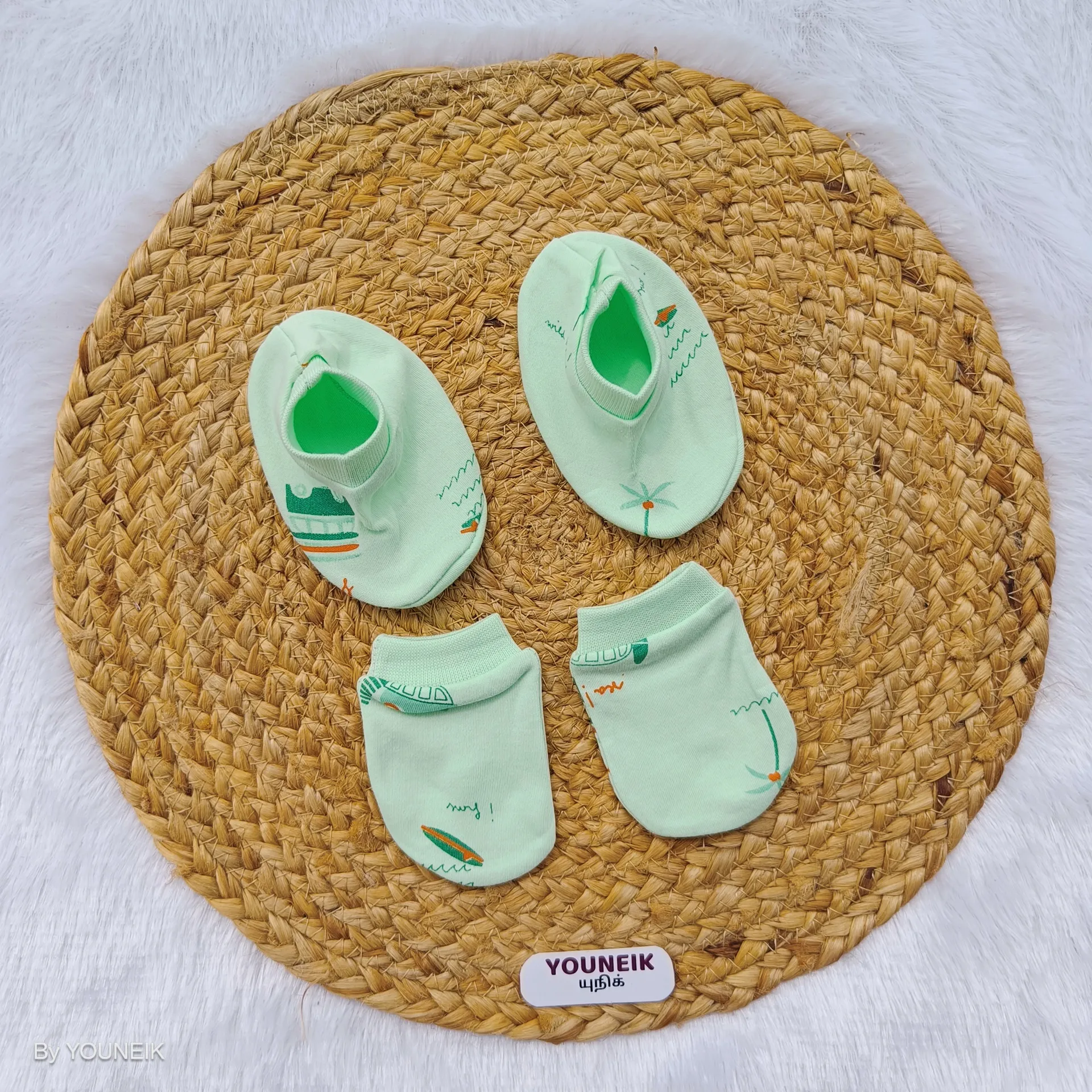 Cotton Mittens Booties 0-3m | Green Tree
