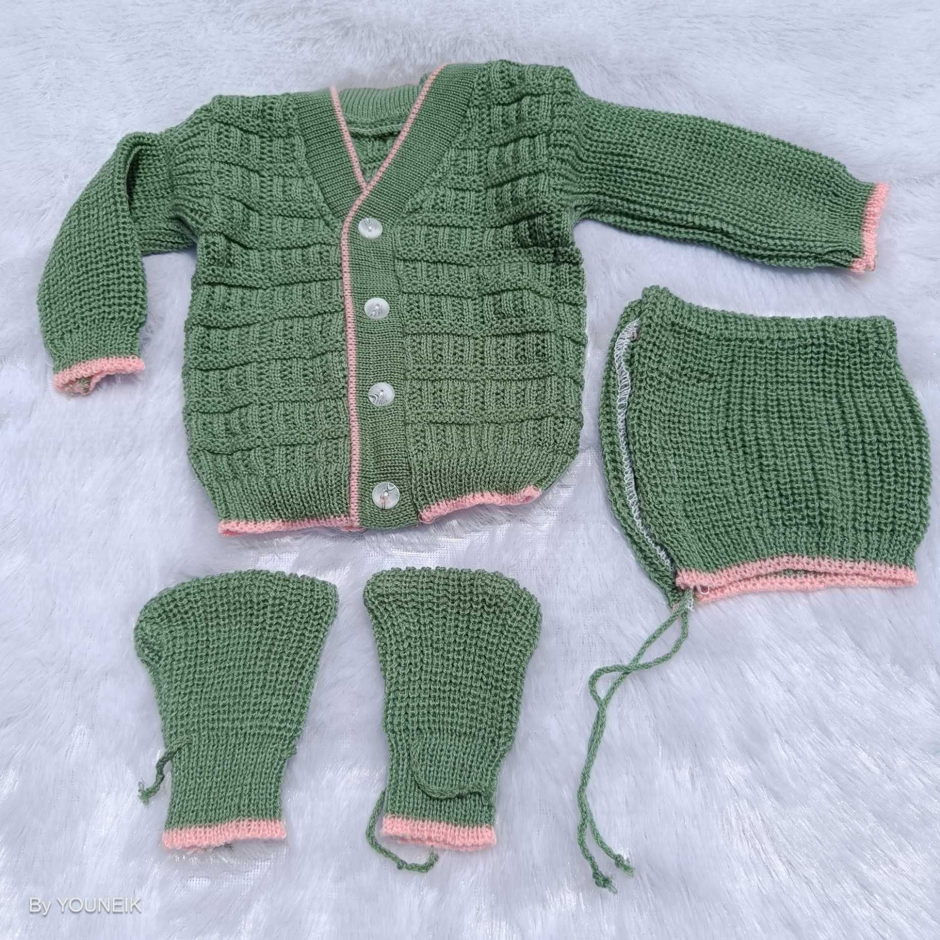 0-3m Woolen Sweater - Dark Green | BabyPink Border